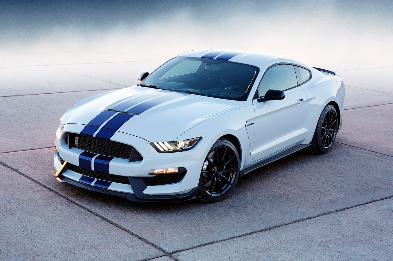 car, mustang, vehicle-1081742.jpg